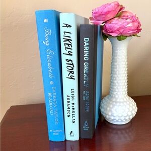 Set of 3 Styling Hardback Books Multiple Shades of Blue